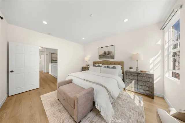 $1,350,000 | 1906 Timberwood, Irvine, CA 92620