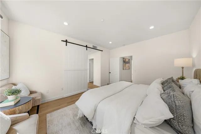 $1,350,000 | 1906 Timberwood, Irvine, CA 92620