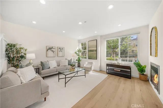 $1,350,000 | 1906 Timberwood, Irvine, CA 92620