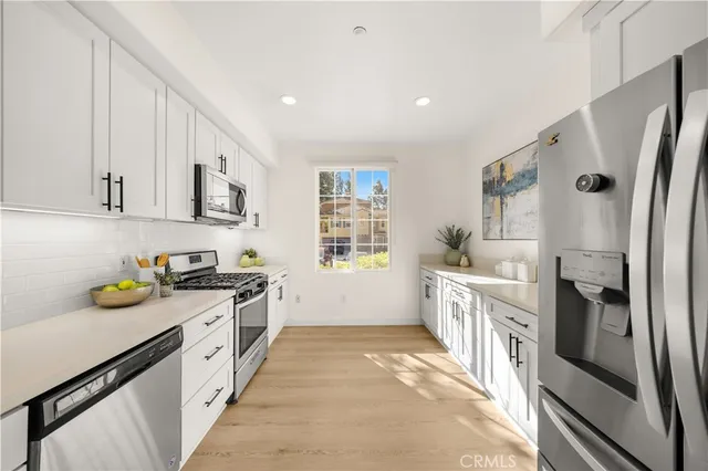 $1,350,000 | 1906 Timberwood, Irvine, CA 92620