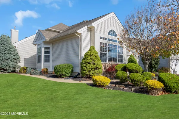 $399,900 | 45 Tuscany Circle, Manchester Township, NJ 08759