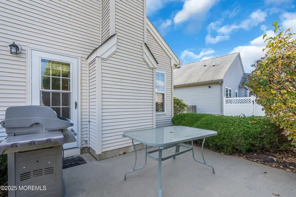 $399,900 | 45 Tuscany Circle, Manchester Township, NJ 08759
