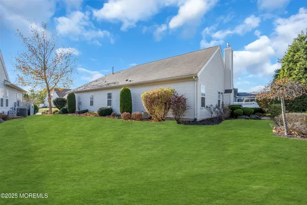 $399,900 | 45 Tuscany Circle, Manchester Township, NJ 08759