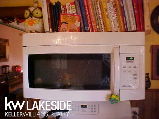 3455 Harvard Road Detroit, MI 48224 - Photo 17 of 37 31305047-16.JPG