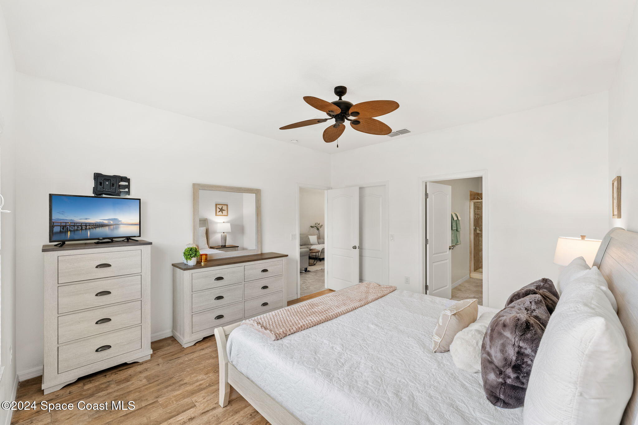 3490 Funston Circle Melbourne, FL 32940 - Photo 22 of 40 24-web-or-mls-DSC07131-HDR