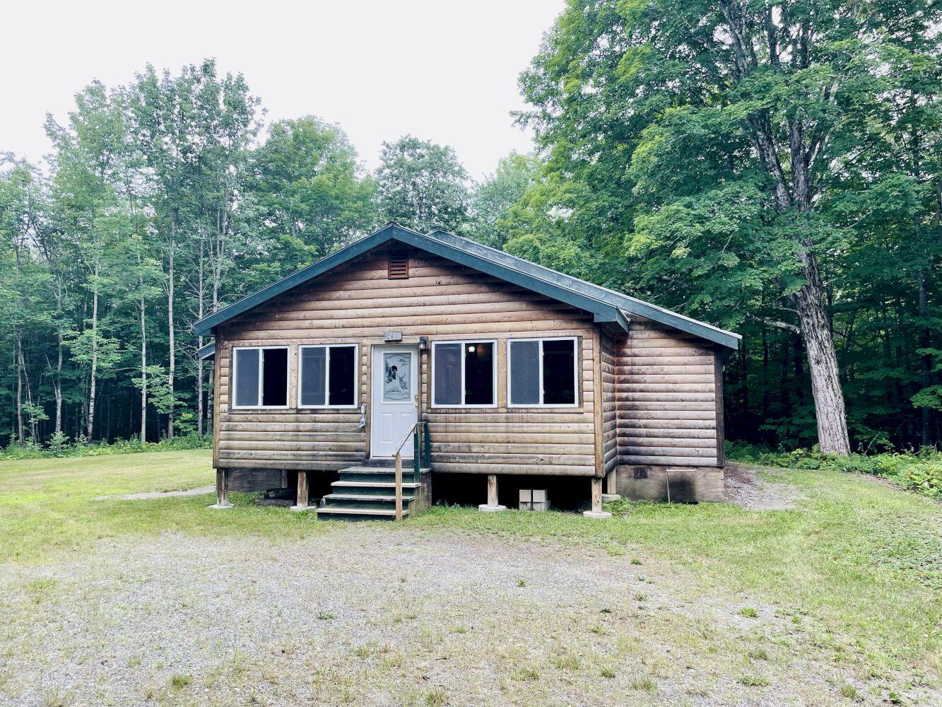 Exterior Cabin Front