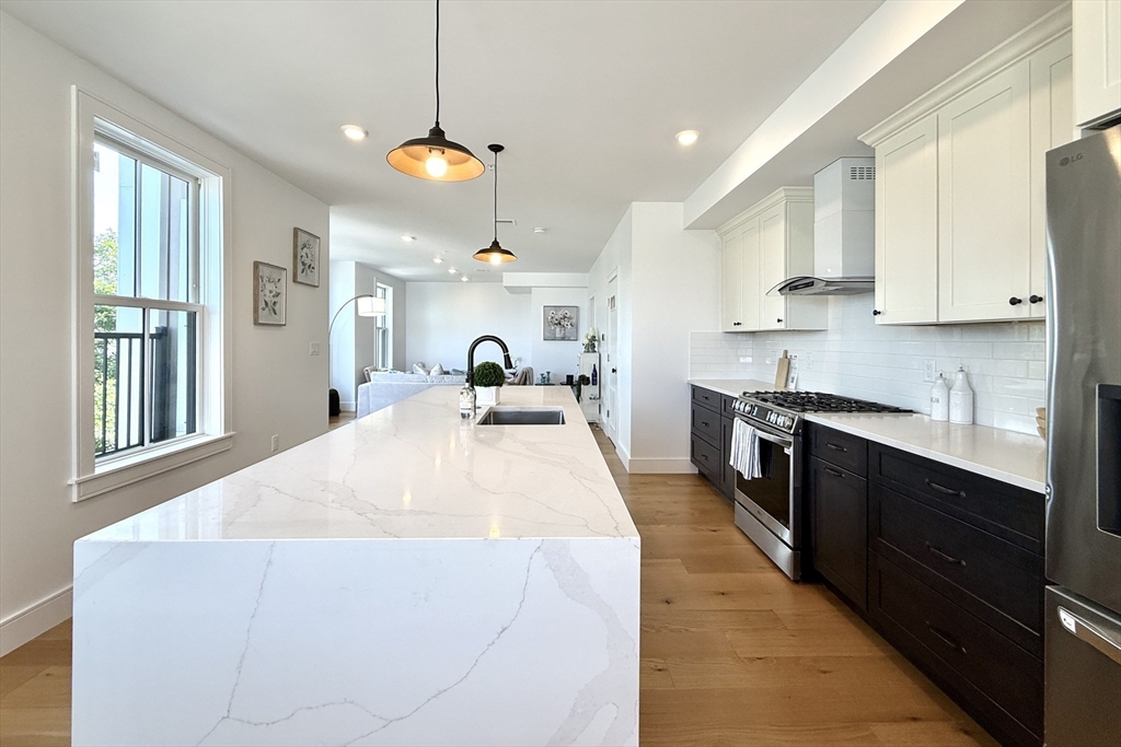 165 Everett Street, Unit 7 Boston, MA 02128 - Photo 13 of 28