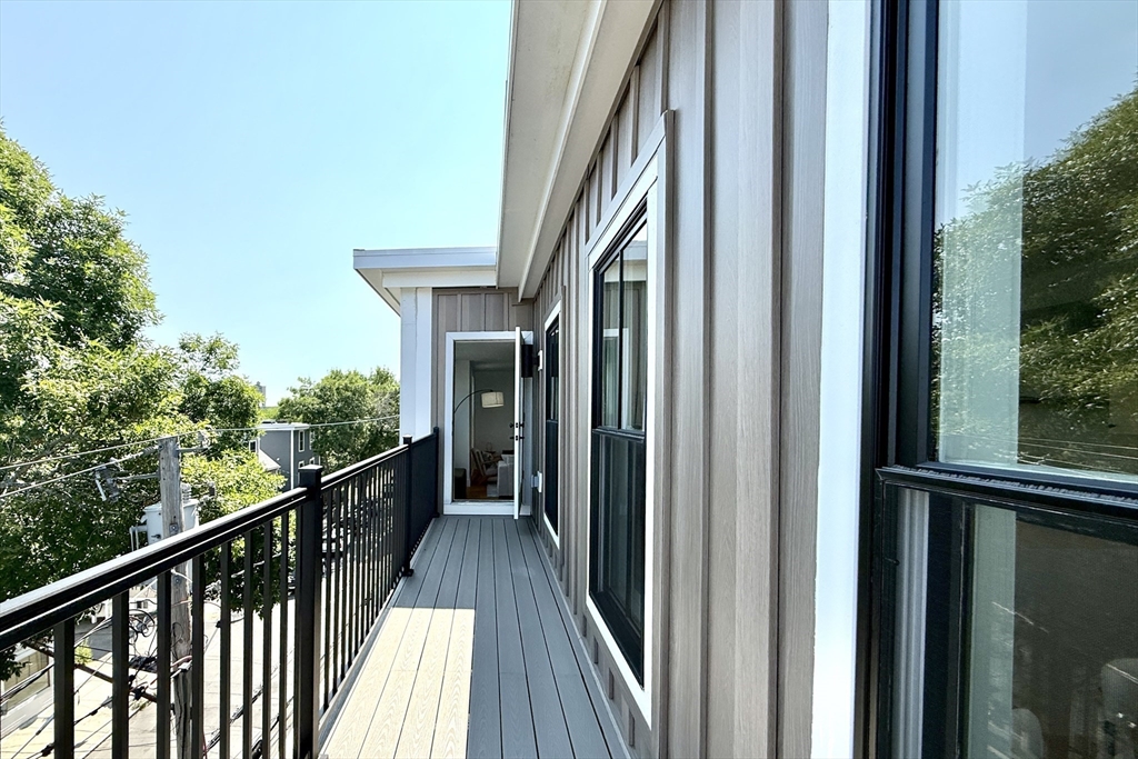 165 Everett Street, Unit 7 Boston, MA 02128 - Photo 24 of 28