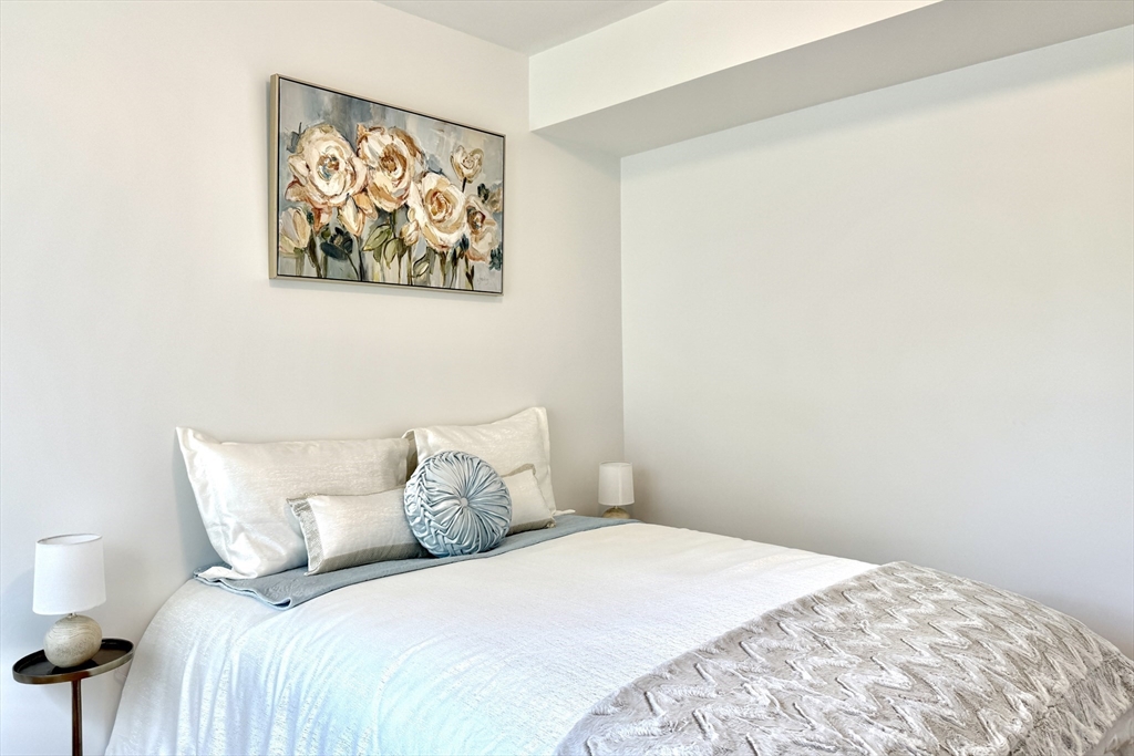 165 Everett Street, Unit 7 Boston, MA 02128 - Photo 4 of 28