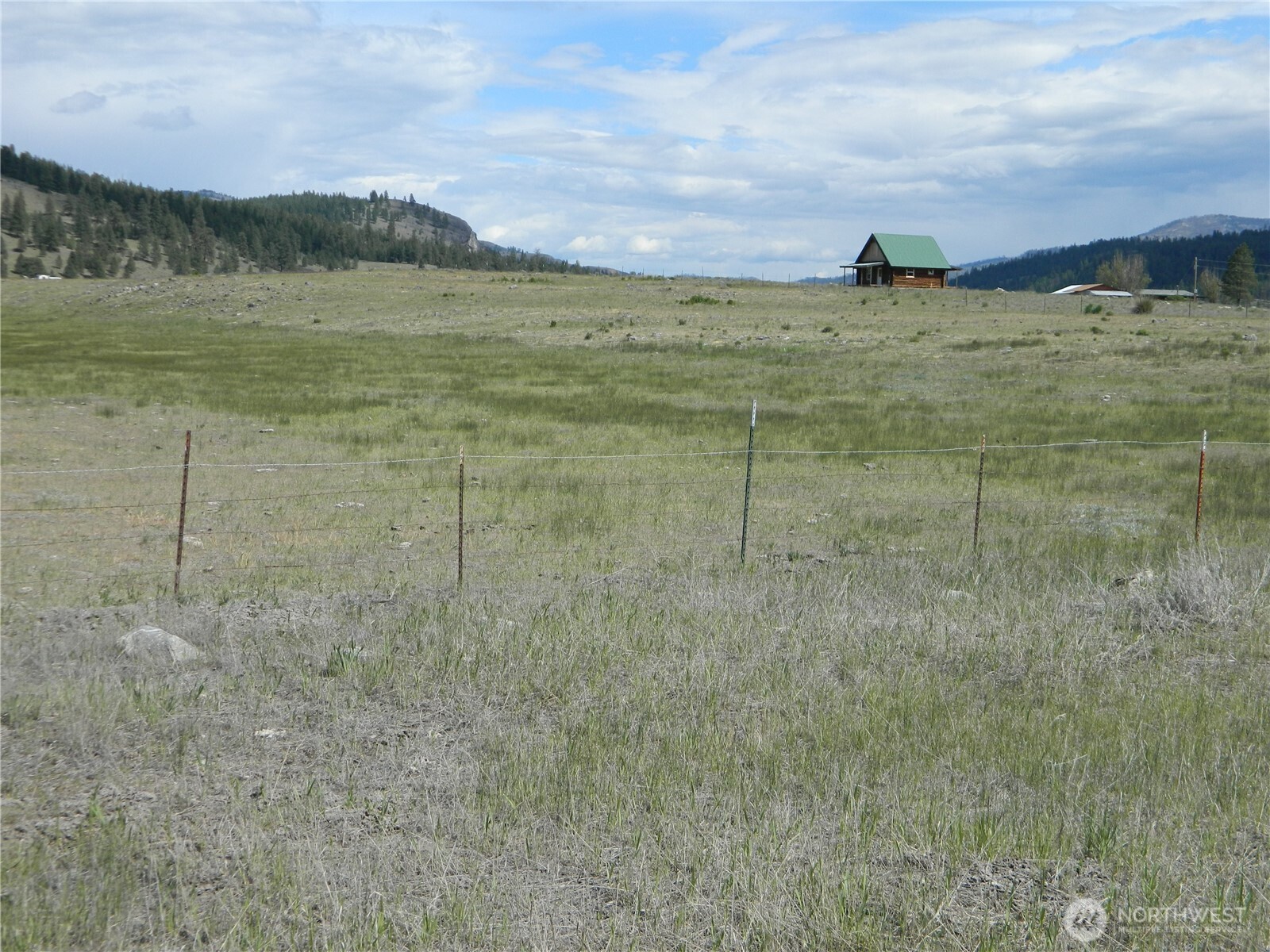 4 Duck Flats Road Tonasket, WA 98855 - Photo 1 of 6 a view of a lake view