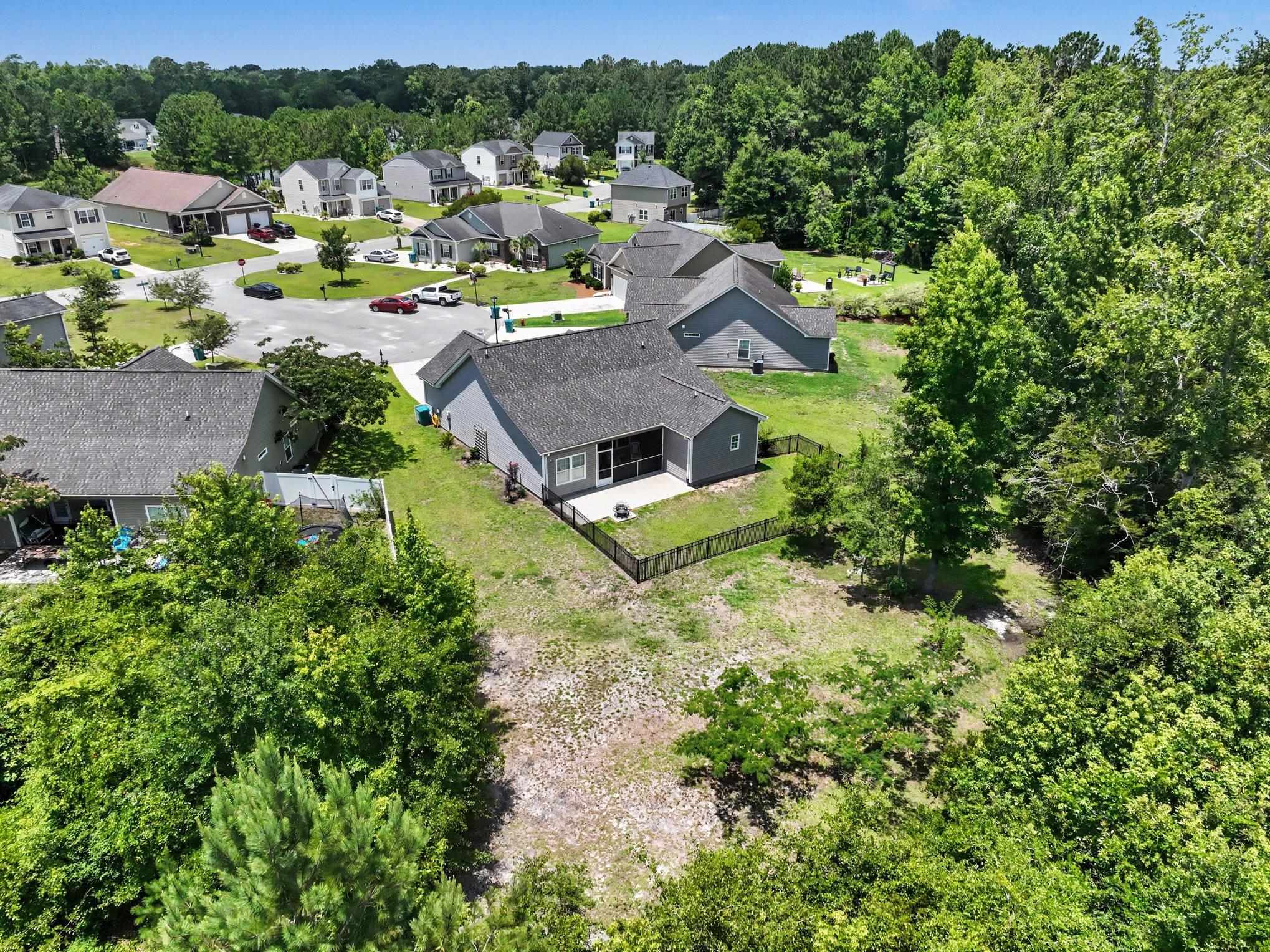 708 Silver Slipper Court Loris, SC 29569 - Photo 4 of 32