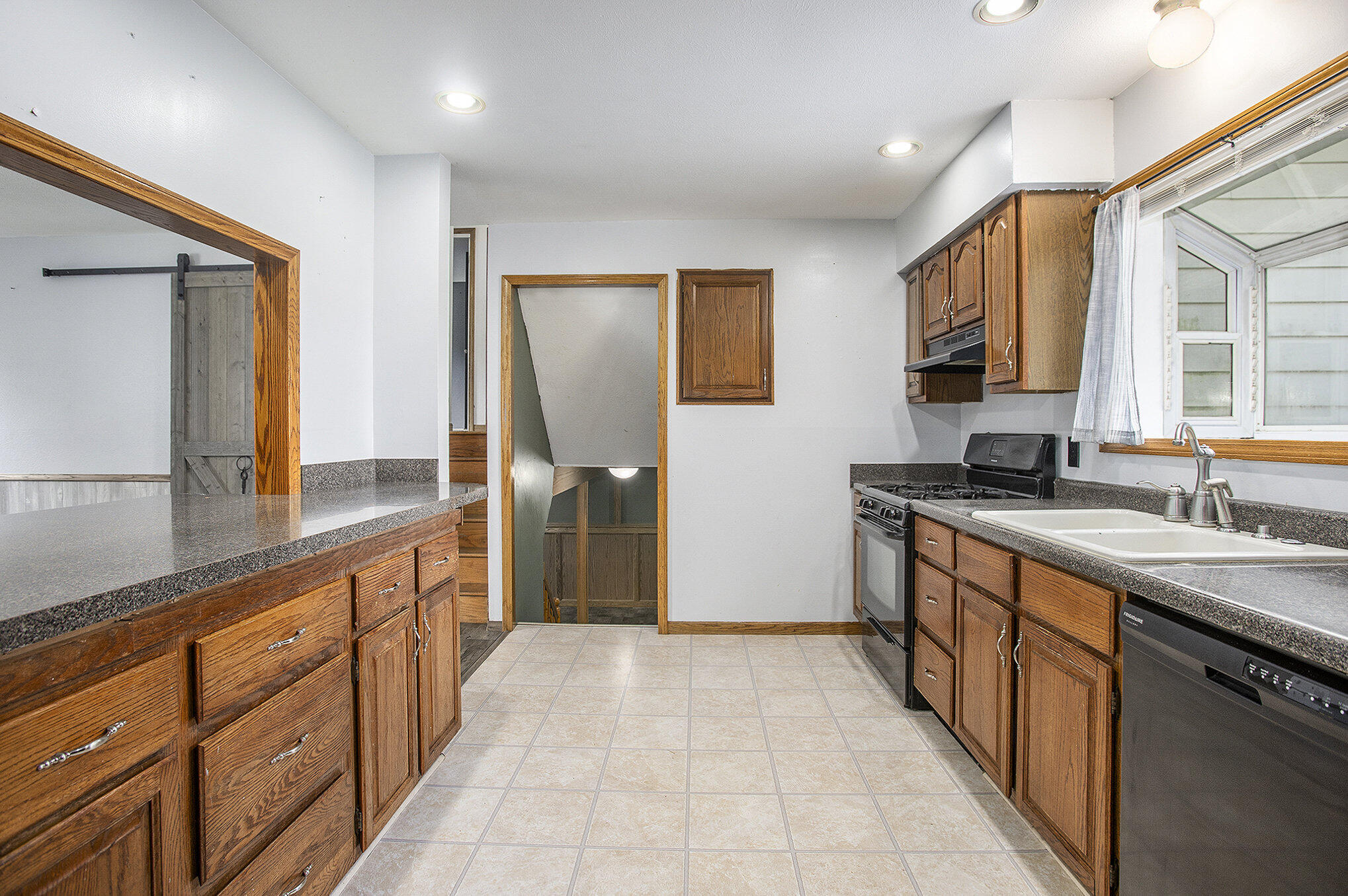 64918 Shaffer Road Constantine, MI 49042 - Photo 11 of 40 011_581a4196