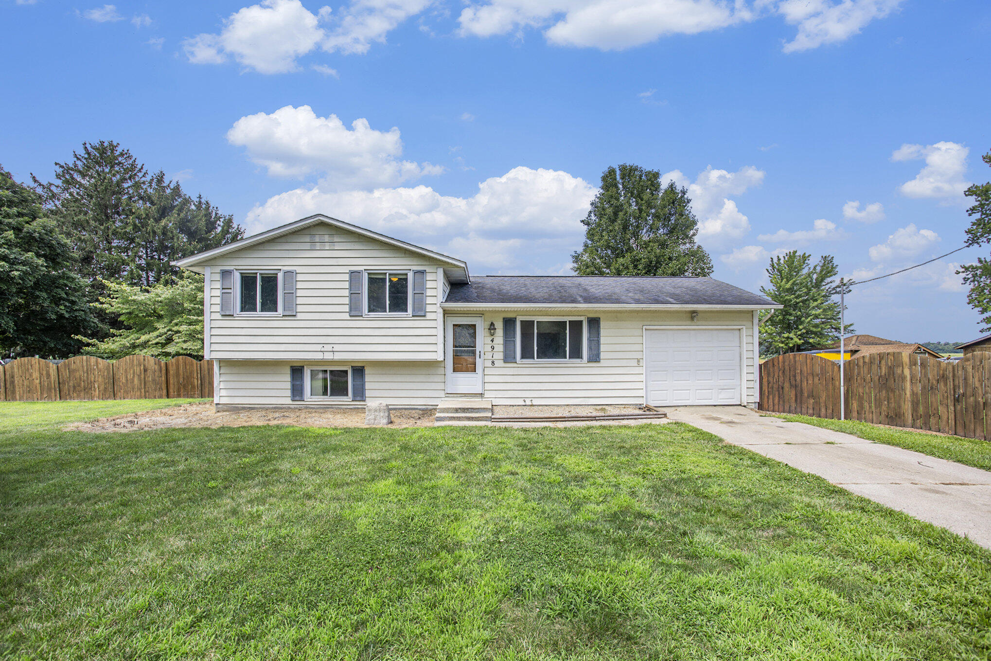 64918 Shaffer Road Constantine, MI 49042 - Photo 2 of 40 002_581a4166