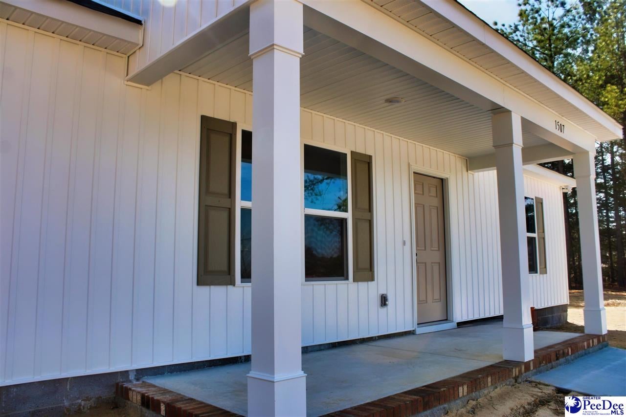 1507 Cattle Ridge Road Cheraw, SC 29520 - Photo 4 of 29 Gallery Image 4