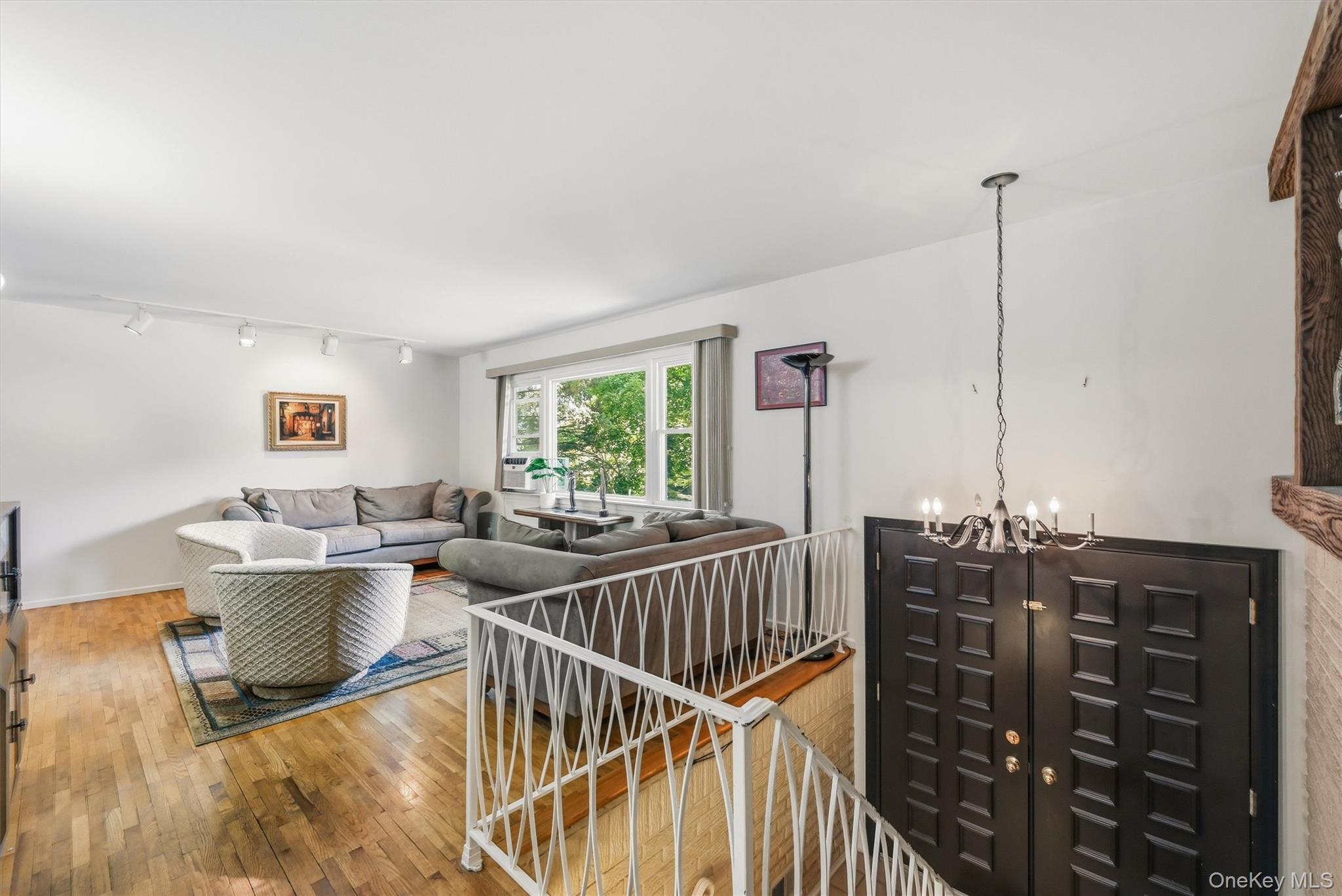 42 Sandy Brook Drive Spring Valley, NY 10977 - Photo 6 of 43