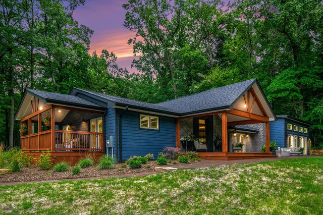 $1,200,000 | 9325 Matthews Road, Union Pier, MI 49129