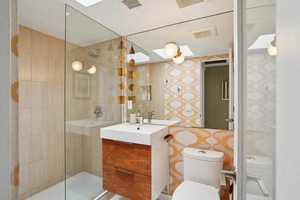 $1,595,000 | 2101 North Berne Drive, Palm Springs, CA 92262