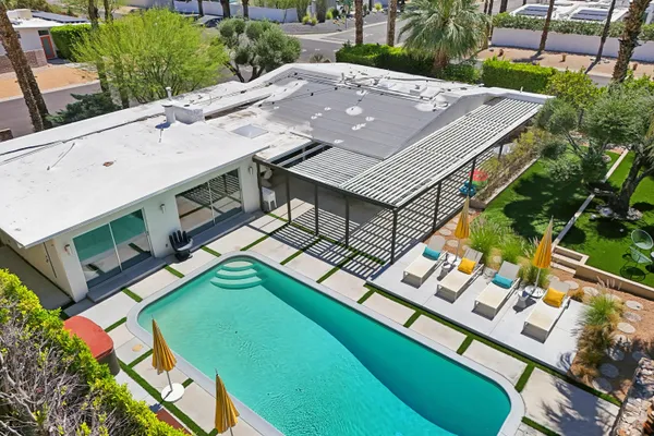 $1,595,000 | 2101 North Berne Drive, Palm Springs, CA 92262