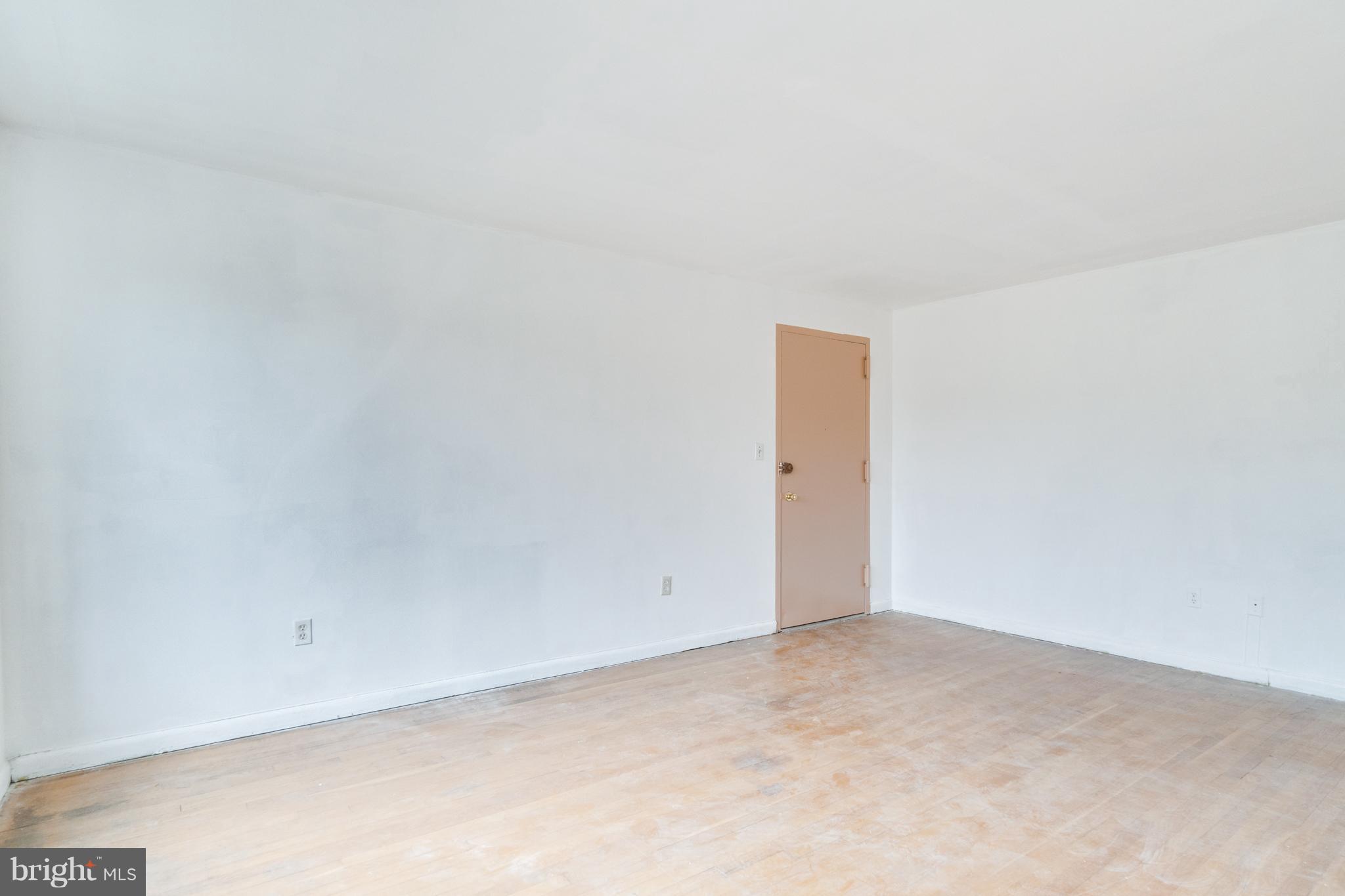 2410 Good Hope Road Southeast, Unit 204 Washington, DC 20020 - Photo 3 of 25 Living Room