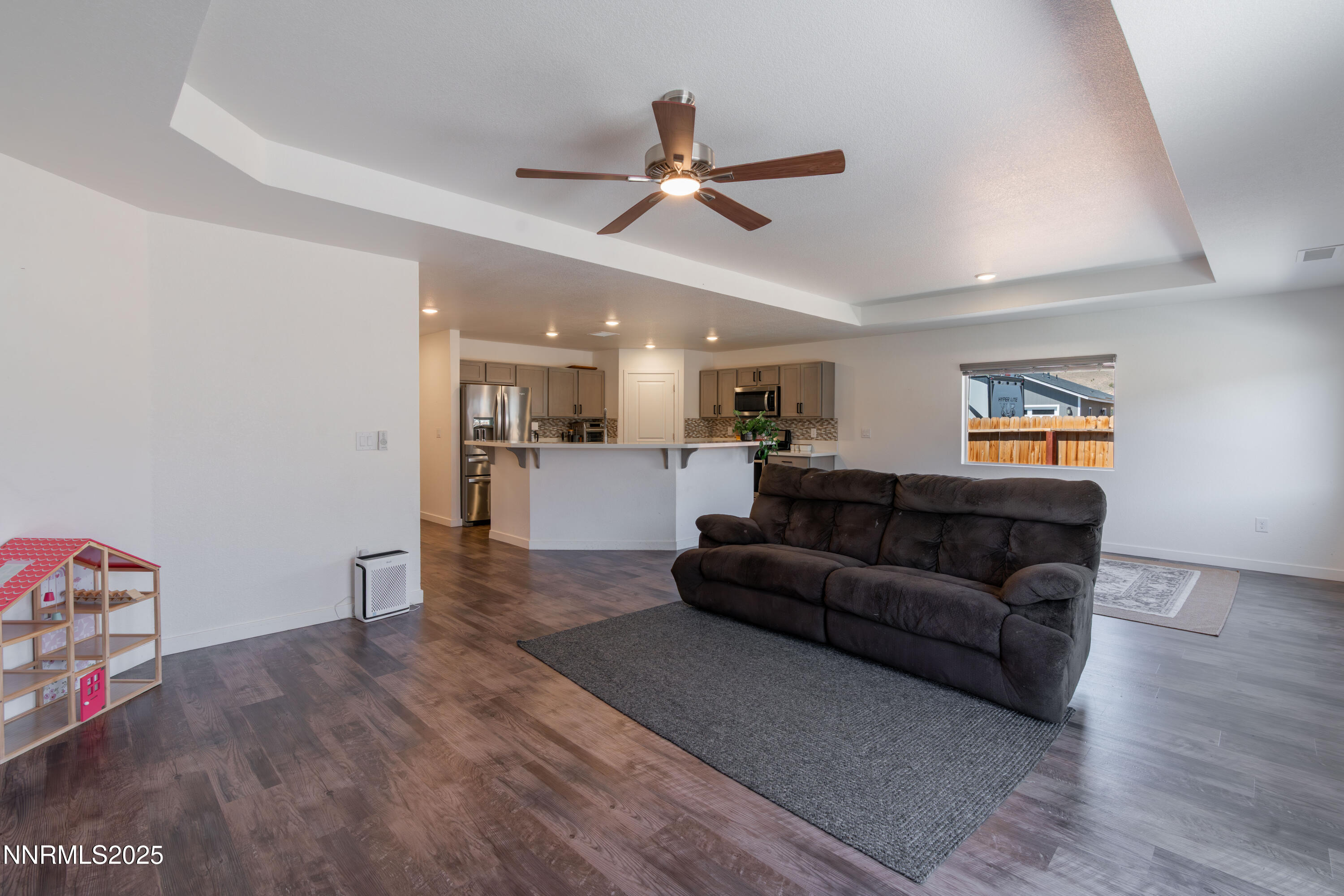 102 Halite Drive Dayton, NV 89403 - Photo 11 of 34 a living room with furniture and kitchen view