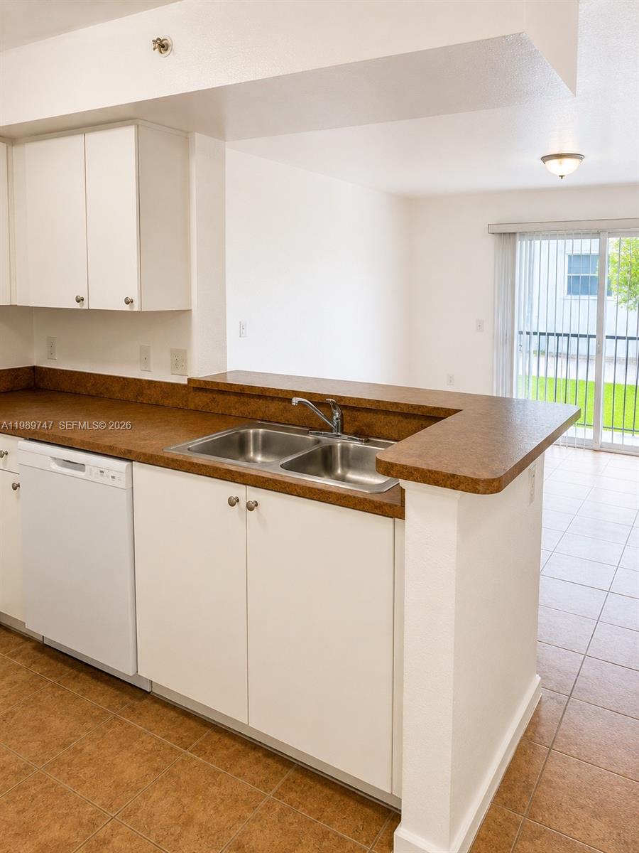 15470 Southwest 284th Street, Unit 3104 Homestead, FL 33033 - Photo 9 of 15