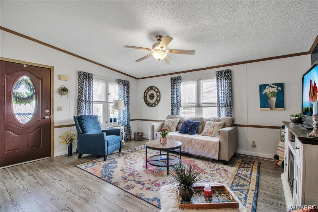 8 Cardinal Road Cheektowaga, NY 14227 - Photo 11 of 39