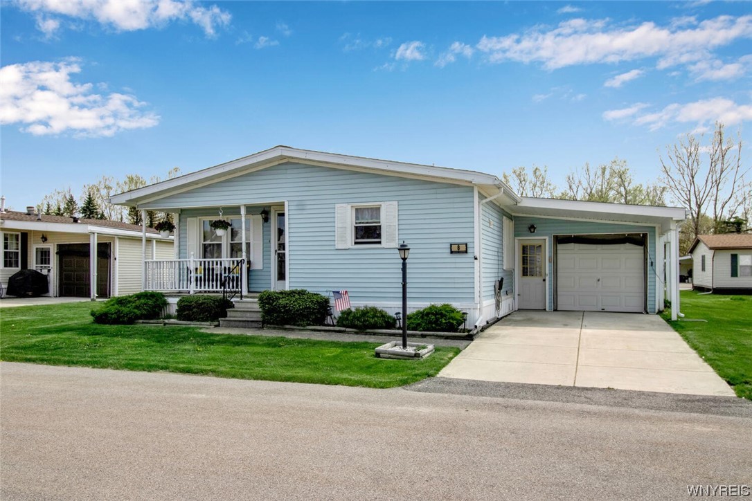 8 Cardinal Road Cheektowaga, NY 14227 - Photo 2 of 39