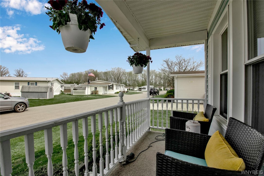 8 Cardinal Road Cheektowaga, NY 14227 - Photo 7 of 39