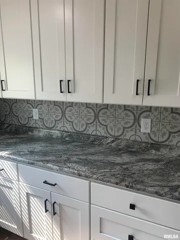 $114,900 | 518 West Willcox Avenue, Peoria, IL 61604