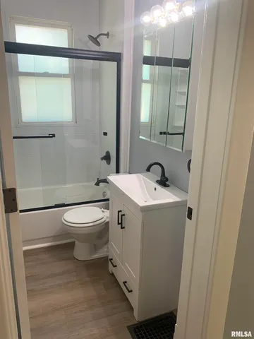 $114,900 | 518 West Willcox Avenue, Peoria, IL 61604