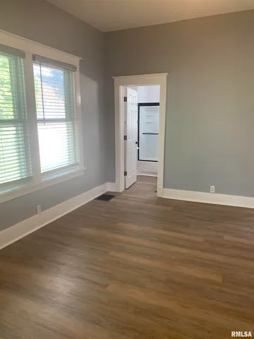 $114,900 | 518 West Willcox Avenue, Peoria, IL 61604