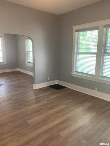 $114,900 | 518 West Willcox Avenue, Peoria, IL 61604