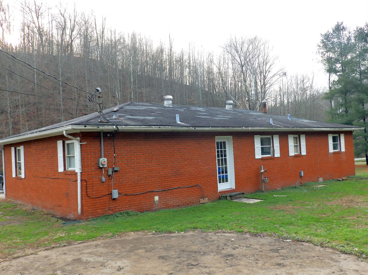 1727 West Little Garner Road Ashland, KY 41102 - Photo 3 of 16 Photo 3