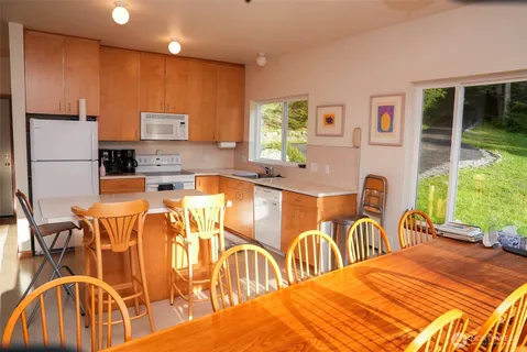 $2,750,000 | 585 Deer Point Road, Orcas Island, WA 98279