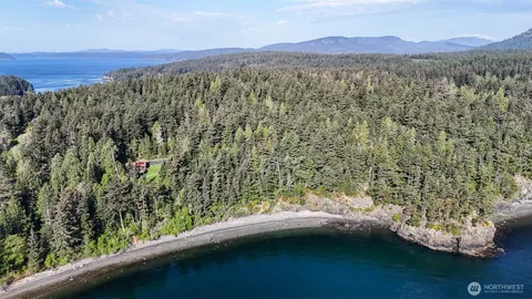 $2,750,000 | 585 Deer Point Road, Orcas Island, WA 98279