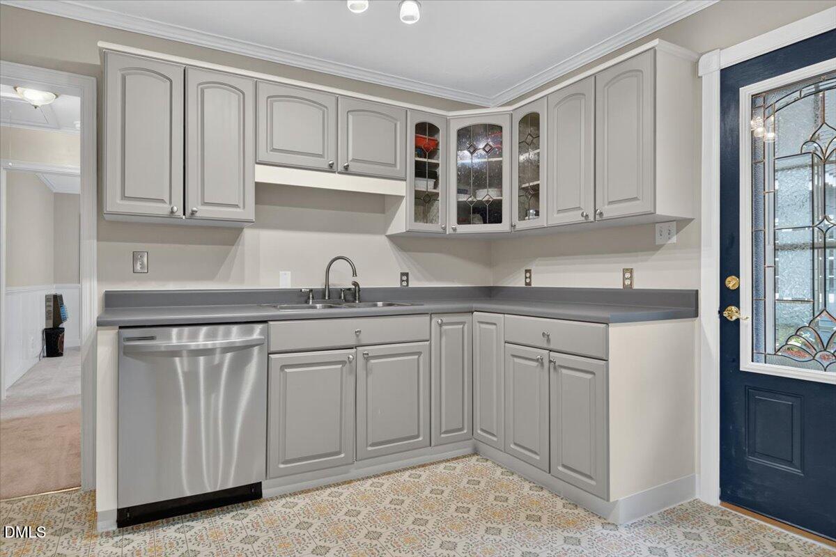 3918 Cheek Road Durham, NC 27704 - Photo 9 of 49 06-3918CheekRdDurham_006_ZRL08281