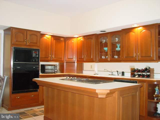 6455 Gallop Road Harrisburg, PA 17111 - Photo 3 of 9 Gallery Image 3