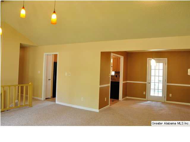 1421 Tropical Lane Alabaster, AL 35007 - Photo 9 of 31