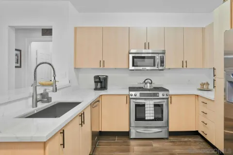 $699,000 | 1480 Broadway, Unit 2322, San Diego, CA 92101