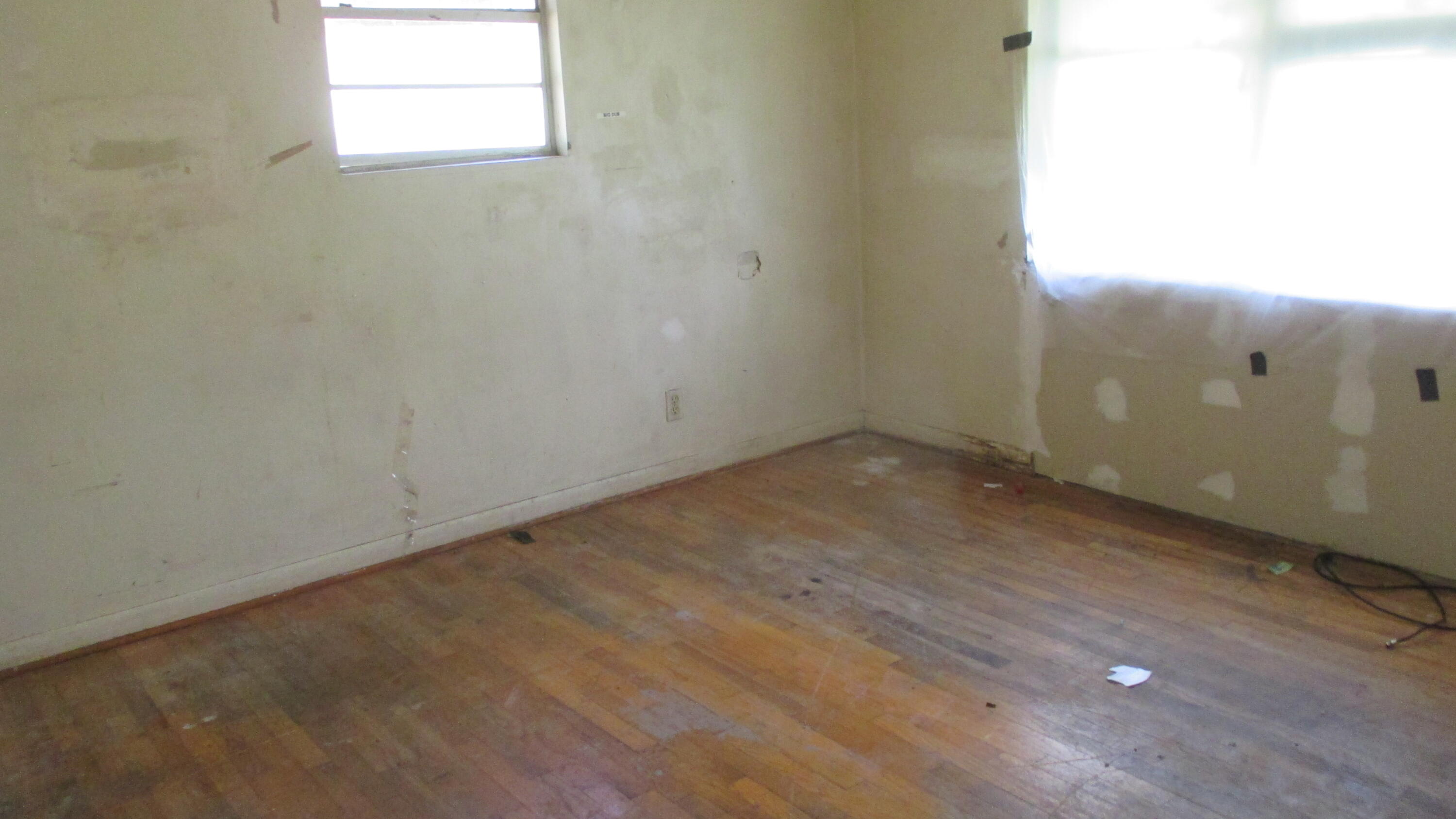 1153 Shadow Lane Road Wagener, SC 29164 - Photo 16 of 31 16 br2