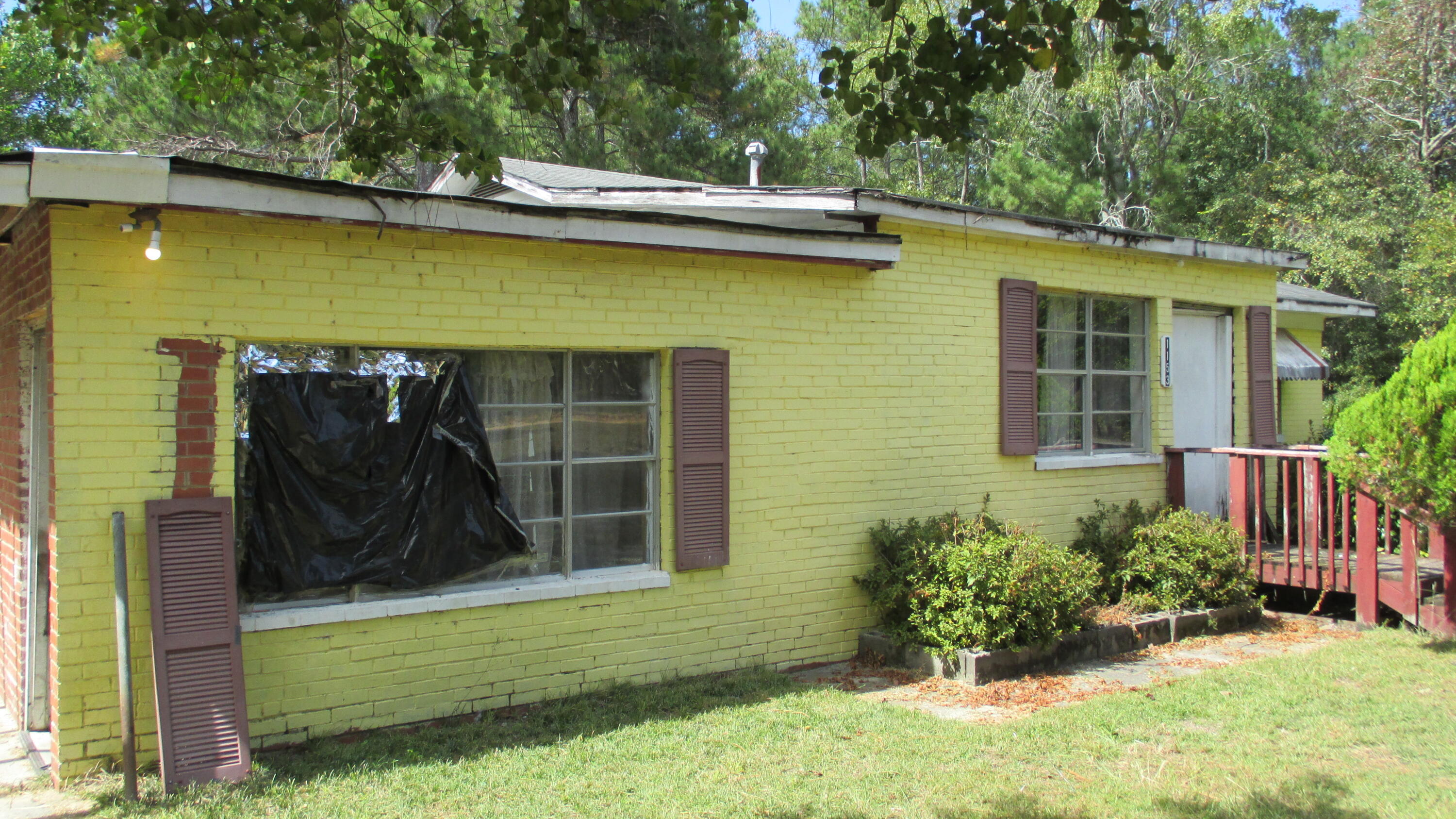 1153 Shadow Lane Road Wagener, SC 29164 - Photo 3 of 31 3 frt lft