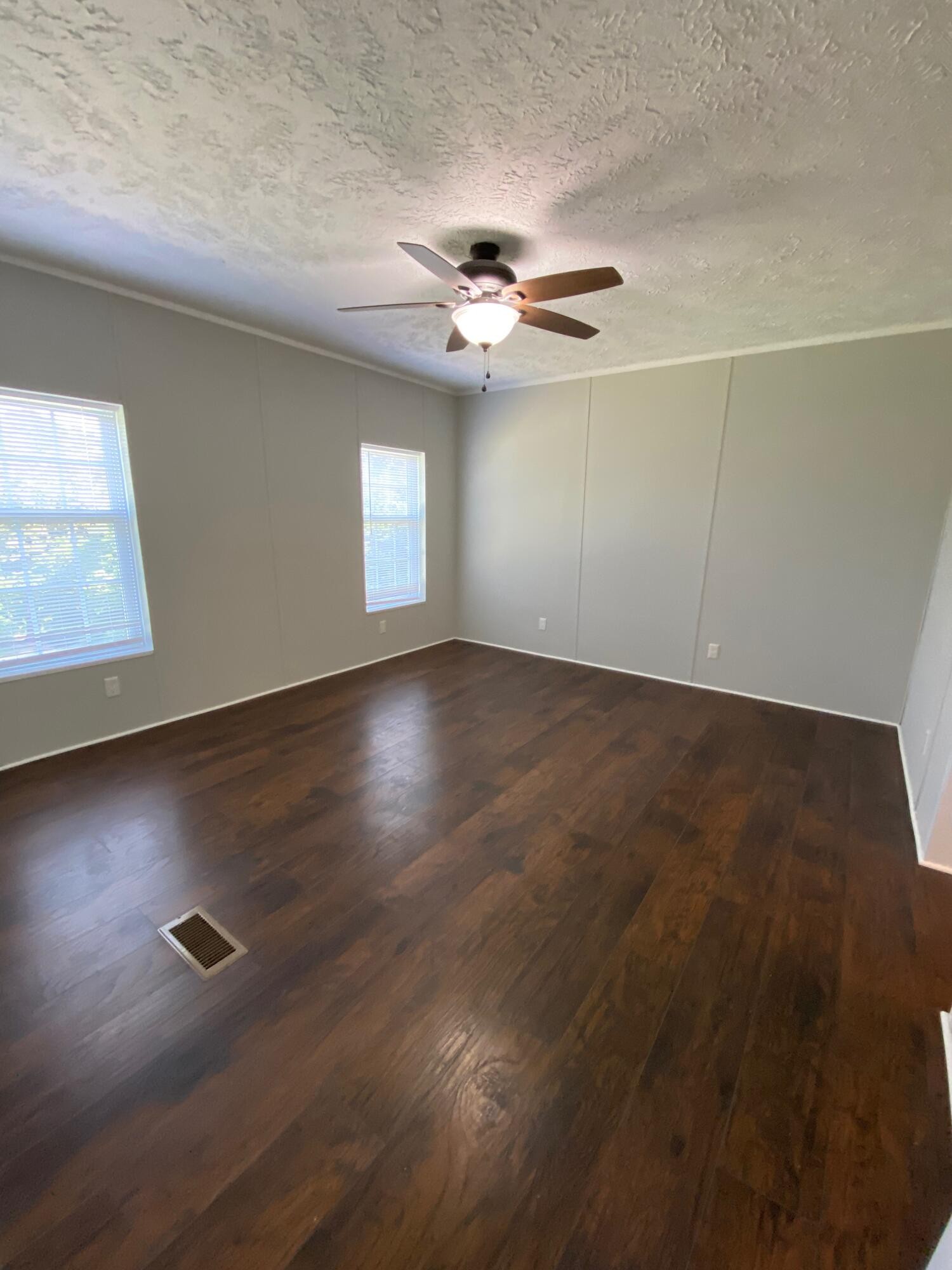 204 High Street, Unit 3 Charleston, TN 37310 - Photo 11 of 30 Gallery Image 11