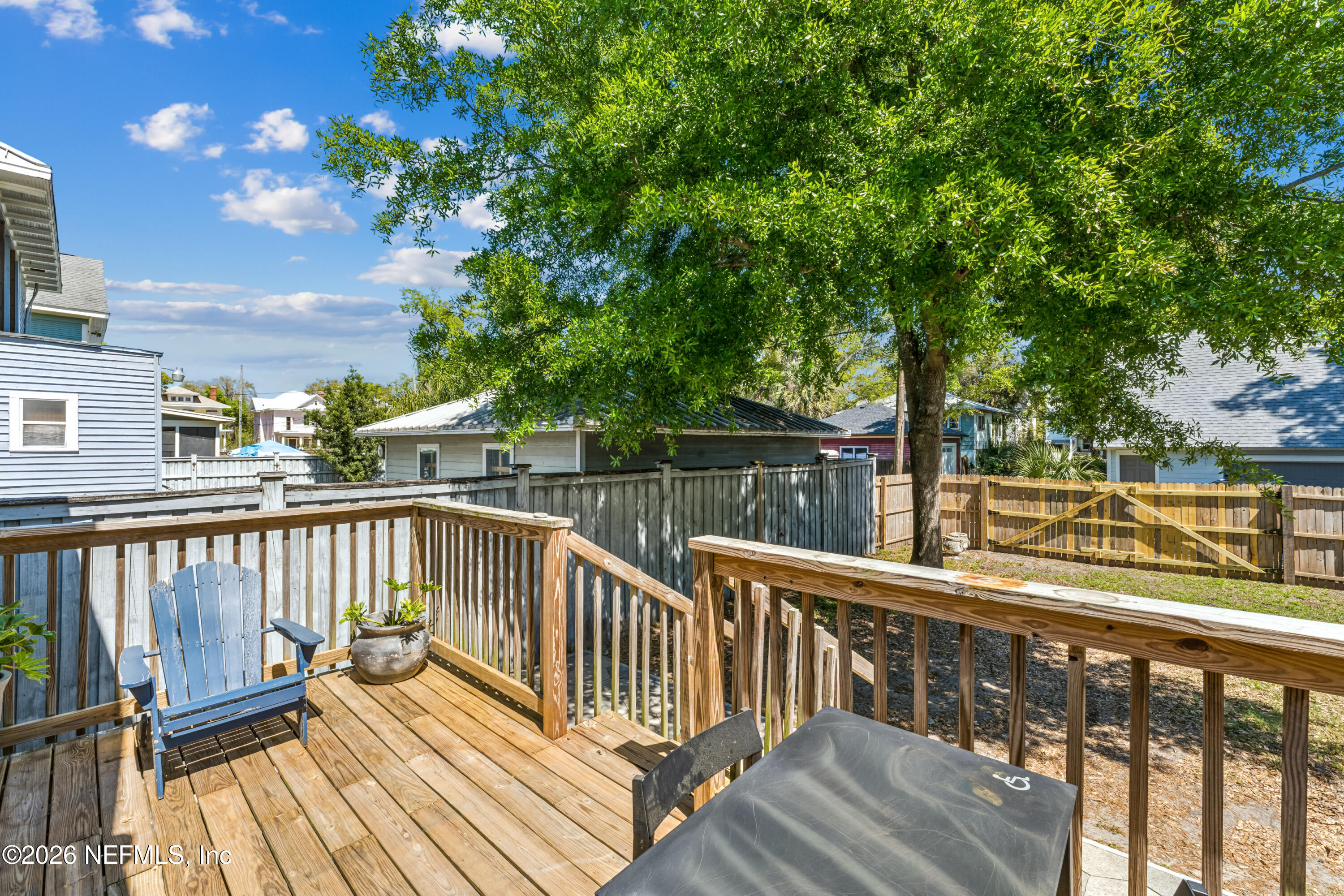 1625 Perry Street Jacksonville, FL 32206 - Photo 27 of 36 a view of balcony with wooden floor and fence