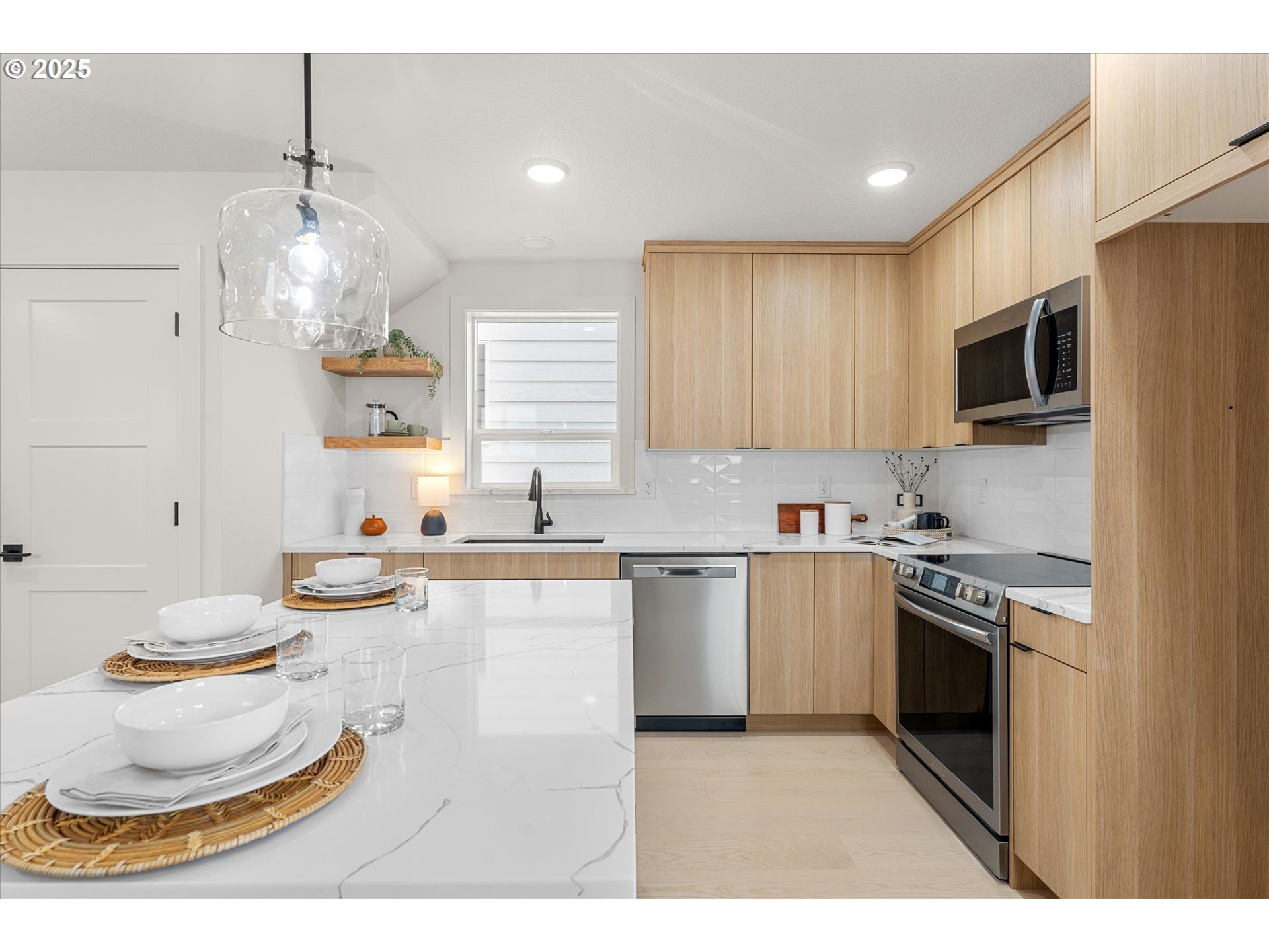 5004 Southeast Rural Street, Unit C Portland, OR 97206 - Photo 13 of 46 Gallery Image 13