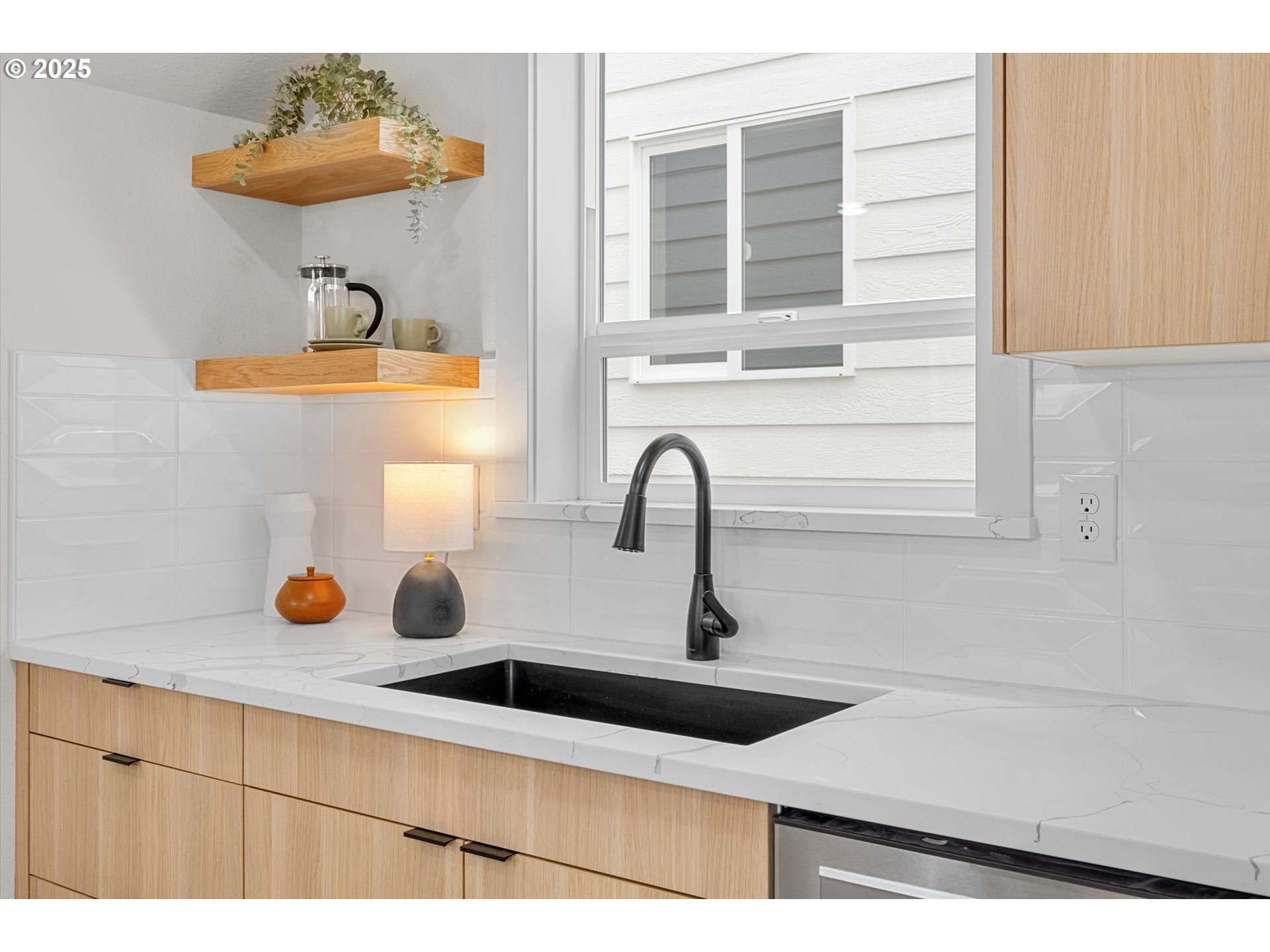5004 Southeast Rural Street, Unit C Portland, OR 97206 - Photo 21 of 46 Gallery Image 21