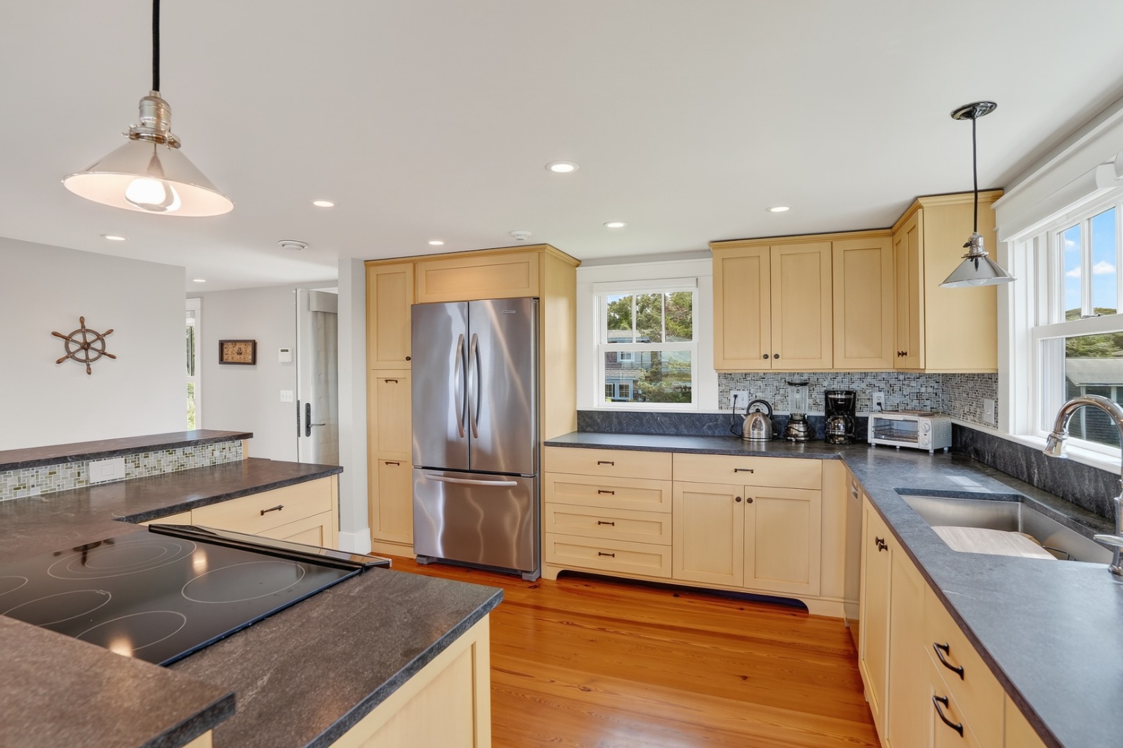 26 Harbor Hill Road Chilmark, MA 02535 - Photo 14 of 40 Kitchen