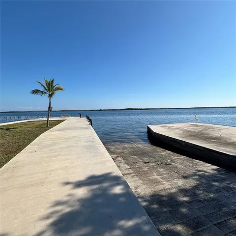 $3,800 | 63 Bass Avenue, Unit 2, Key Largo, FL 33037