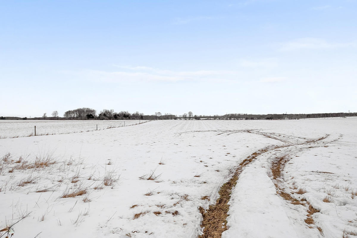 8519 16 Mile Road Paris, MI 49338 - Photo 2 of 11 FBE1DA59-FB7C-421D-A910-162B863E8C61