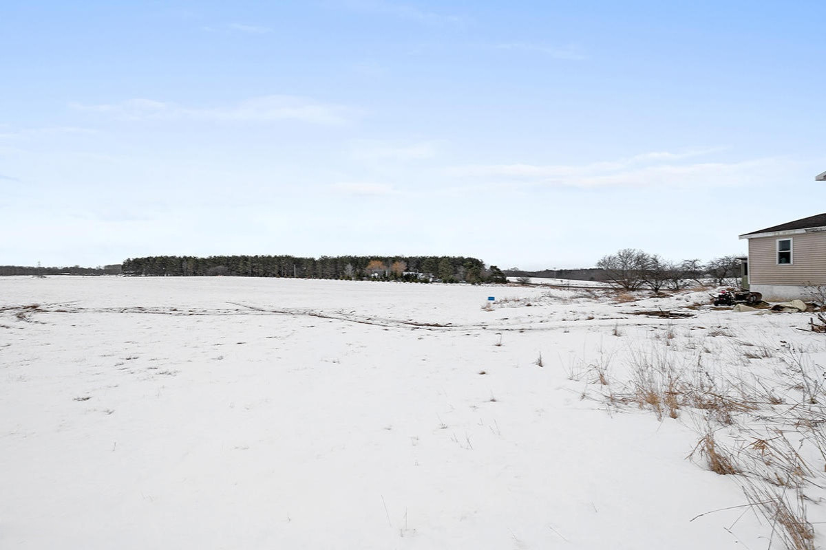 8519 16 Mile Road Paris, MI 49338 - Photo 3 of 11 EA29E7CB-8DEA-4A7D-A441-4DA15F98AF34
