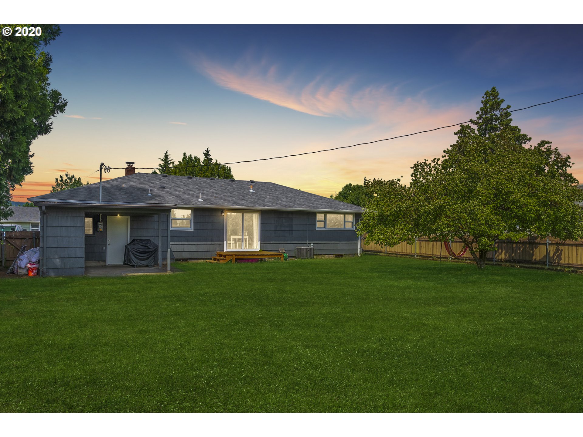 1465 N Street Springfield, OR 97477 - Photo 3 of 22